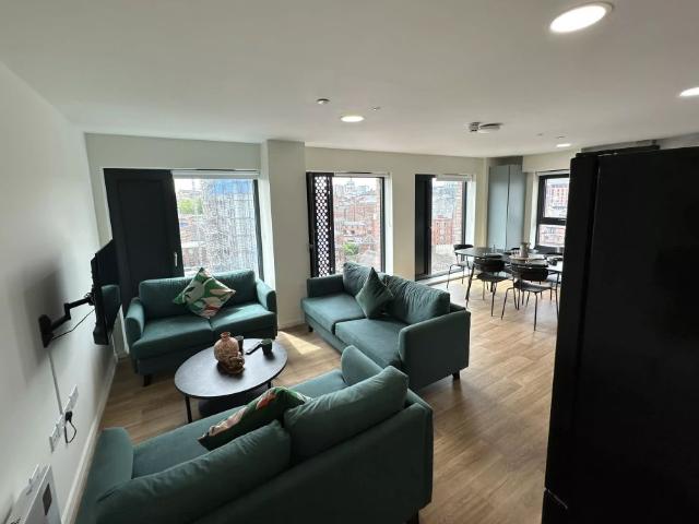 Studio for rent in St Ann's, Haddon