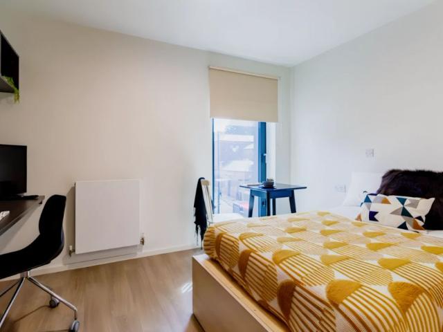 Studio for rent in Durham