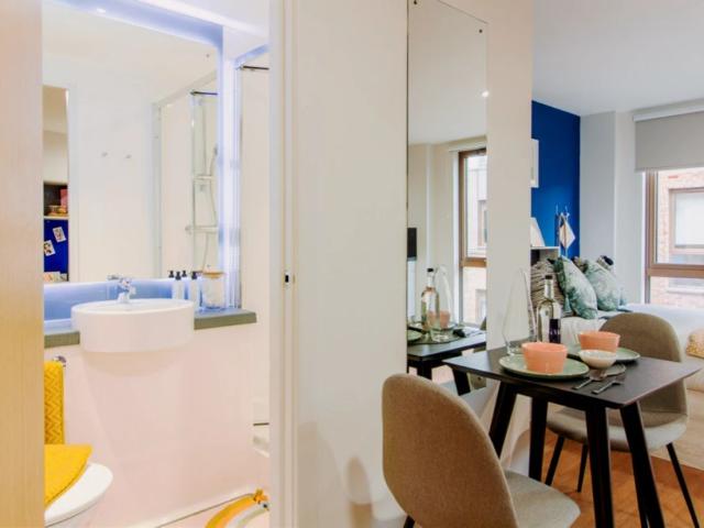 Studio for rent in Moston, Cheshire
