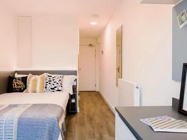Studio for rent in Greater London