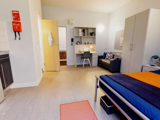 Studio for rent in Digbeth, West Midlands