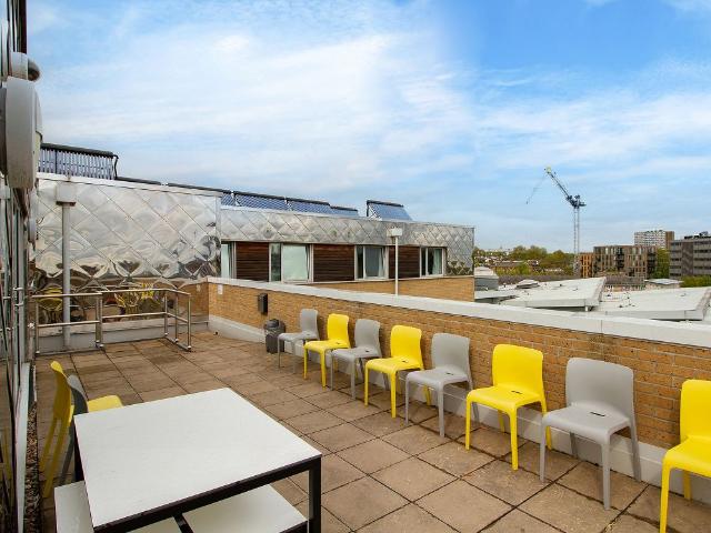 Studio for rent in Chalk Farm, Greater London