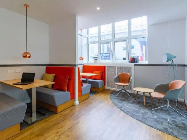 Studio for rent in North Kensington, Isle Of Man