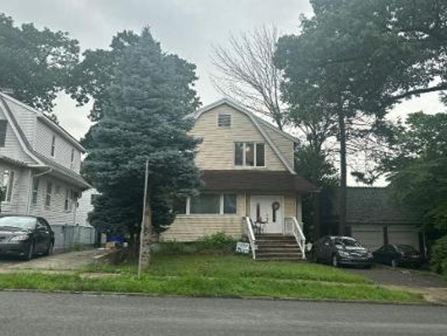 House for sale in Passaic, New Jersey