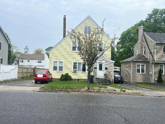 House for sale in Bohemia, New York