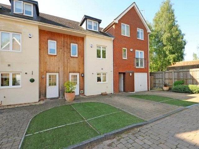 House for rent in Sunninghill and Ascot, Ascot