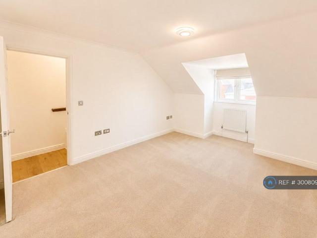 House for rent in North Ascot, Ascot