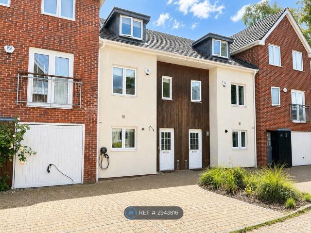 House for rent in Sunninghill and Ascot, Ascot