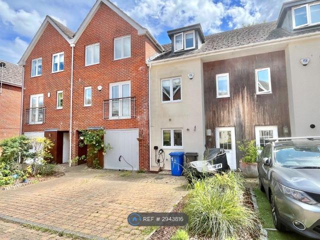 House for rent in Sunninghill and Ascot, Ascot