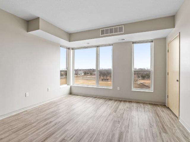 Apartment for rent in Hennepin, Minnesota