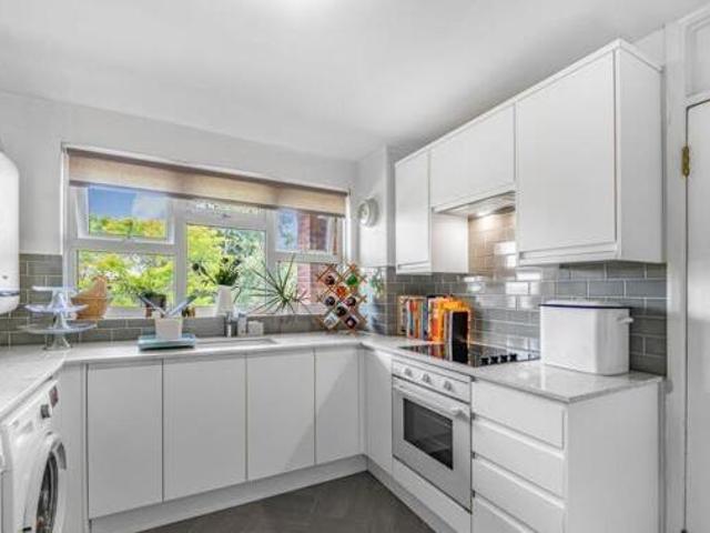 House for sale in Bank, Greater London