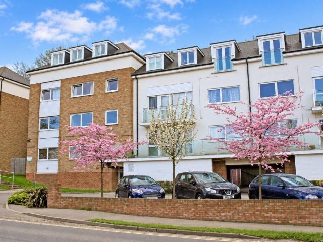 Apartment for rent in Radlett, Hertsmere