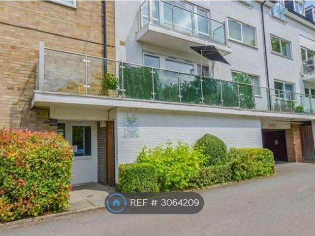 Apartment for rent in Radlett, Hertsmere