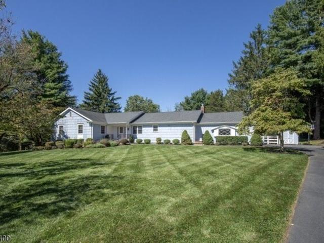House for sale in Gladstone, New Jersey