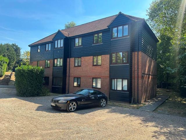 House for rent in Fole, Surrey