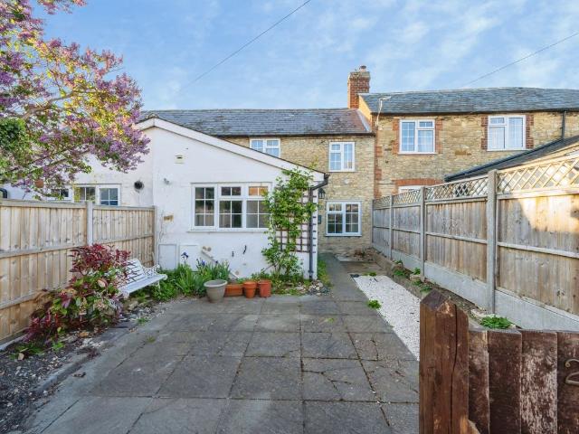 House for rent in Harrold, Bedford
