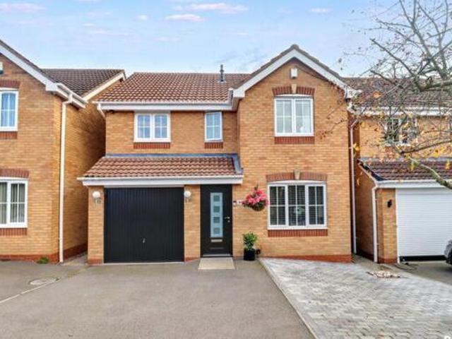 House for sale in Brownhills, West Midlands