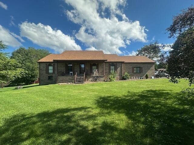 House for sale in Canvas