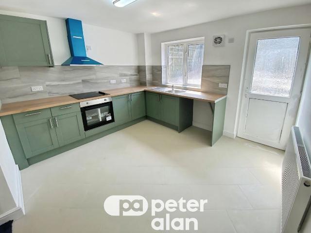 Apartment for rent in Aberaman North, Aberaman