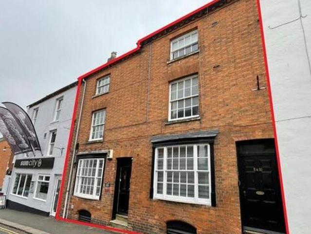 House for sale in Northamptonshire
