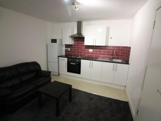 Studio for rent in Plungington, Higher Bartle