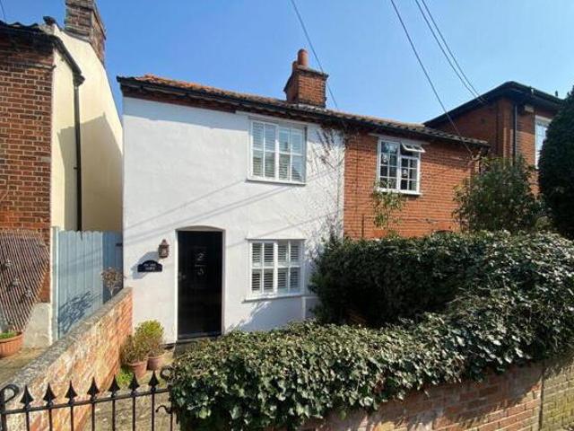 House for sale in Whisstocks Place, Eastbridge