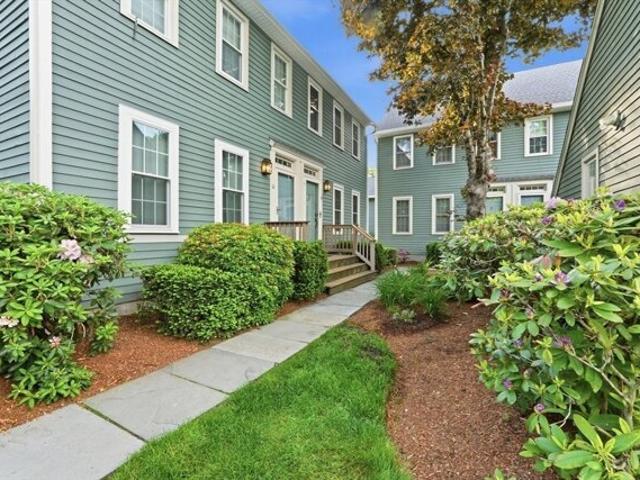 Condo for sale in Shrewsbury, Massachusetts