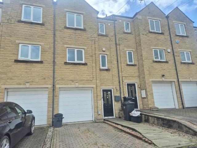 Apartment for rent in Fountainhead, West Yorkshire