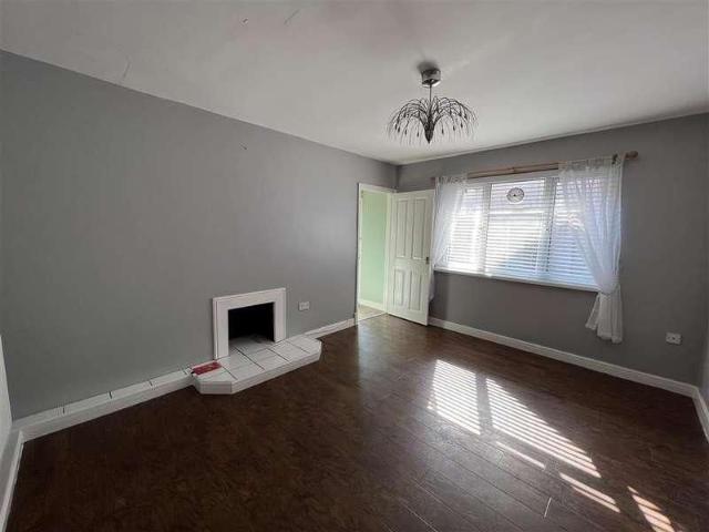 House for rent in Blaenhonddan, Neath