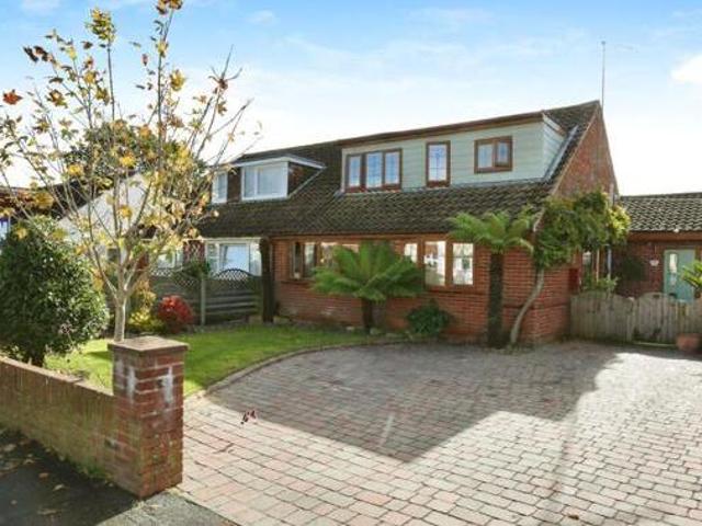 House for sale in Woodcot, Middlecroft