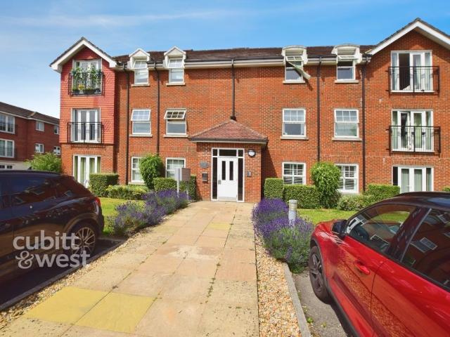 Apartment for rent in Horsham, West Sussex