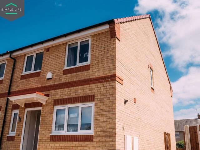 House for rent in Greengates, West Yorkshire