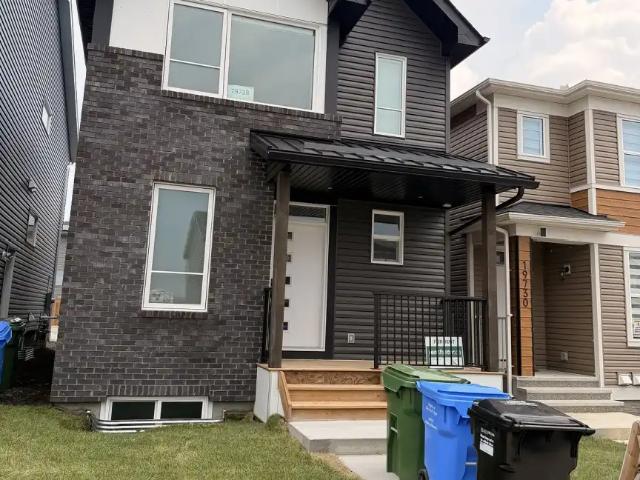 House for rent in East Shepard Industrial, Calgary