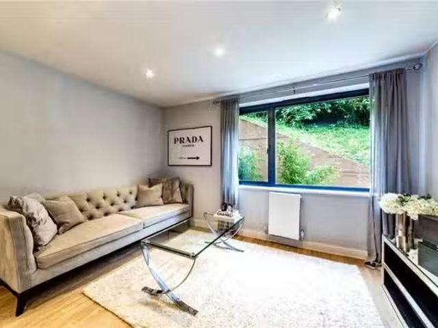 Apartment for rent in Wooburn, Berghers Hill