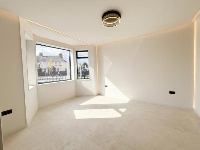 House for rent in London Borough of Barnet, Greater London