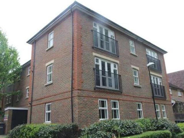 House for rent in Perryfields, West Sussex