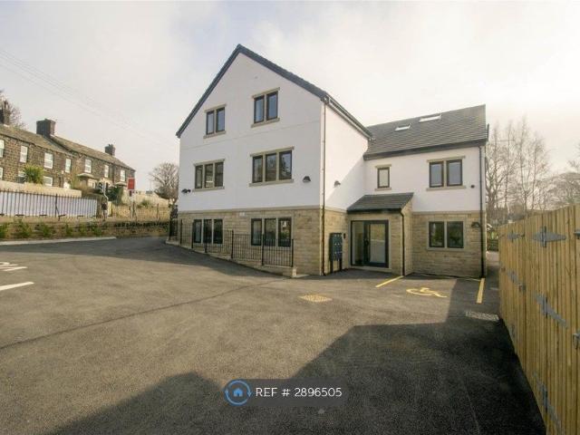 House for rent in Henshaw, Yeadon