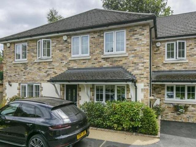 House for rent in Blackhills, Surrey