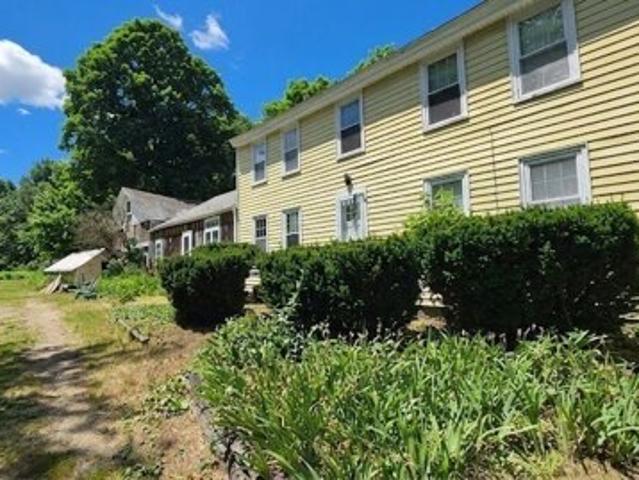 House for sale in Pepperell, Massachusetts