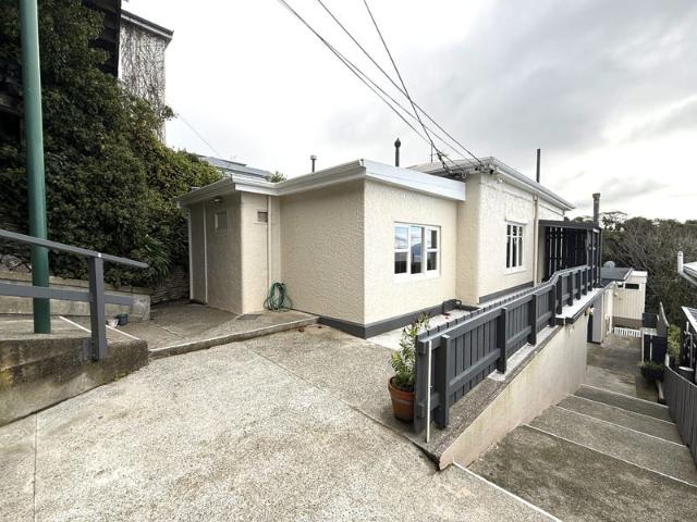 House for rent in Matata, Wellington
