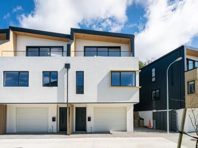 House for rent in Kowhai Park, Wellington