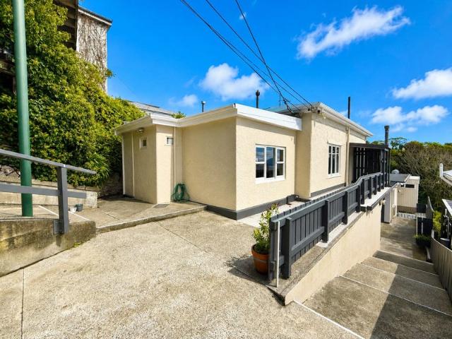 House for rent in Matata, Wellington
