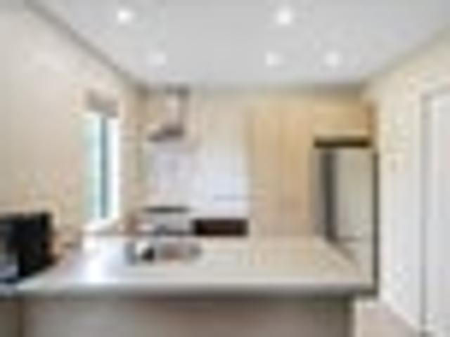 Townhouse for rent in Kowhai Park, Wellington