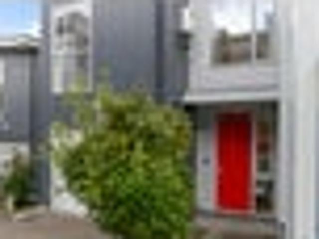 Townhouse for rent in Matata, Wellington
