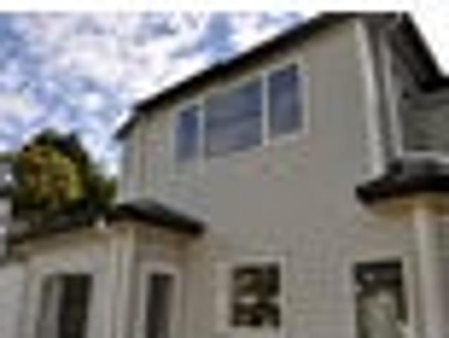 House for rent in Kowhai Park, Wellington