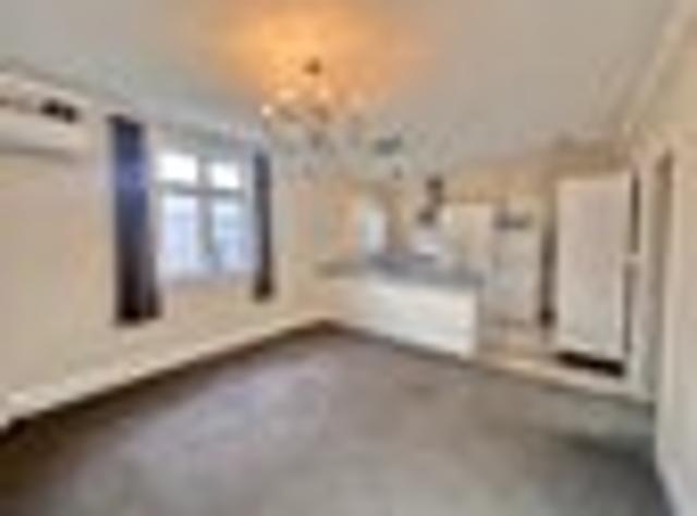 Apartment for rent in Kowhai Park, Wellington