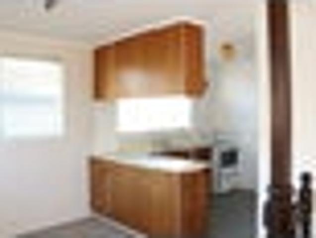 House for rent in Brooklyn, Wellington