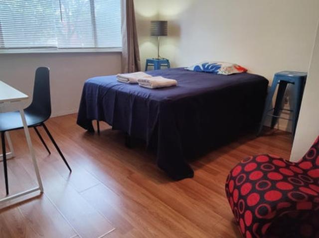 Room for rent in Arverne, New York