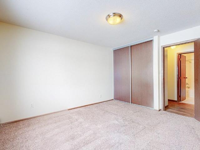 Apartment for rent in Hennepin, Minnesota