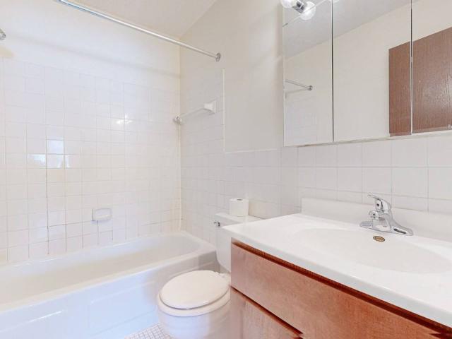 Apartment for rent in Hennepin, Minnesota